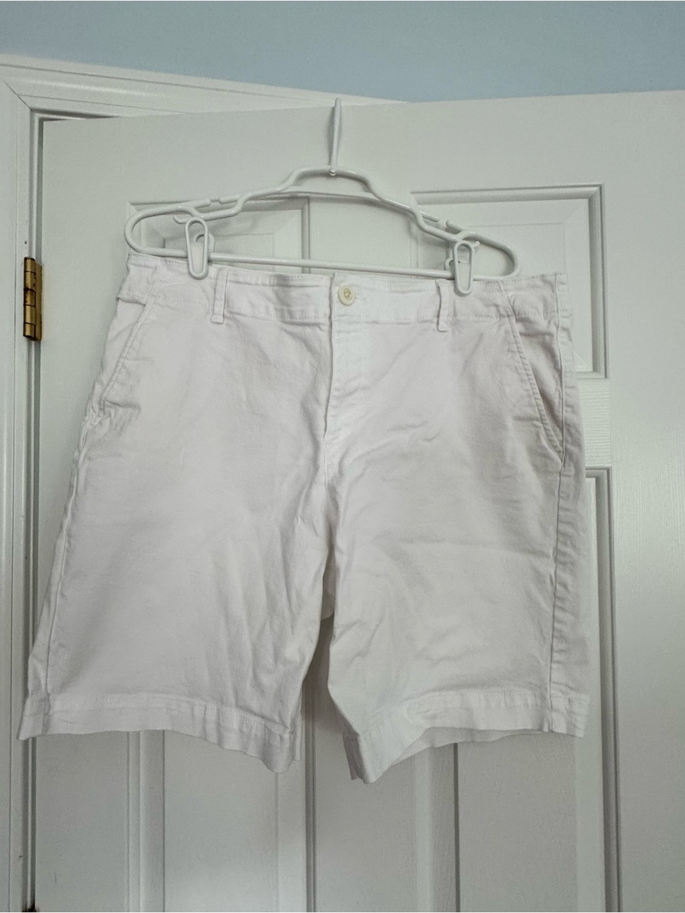 LOFT Cream White Bermuda Shorts